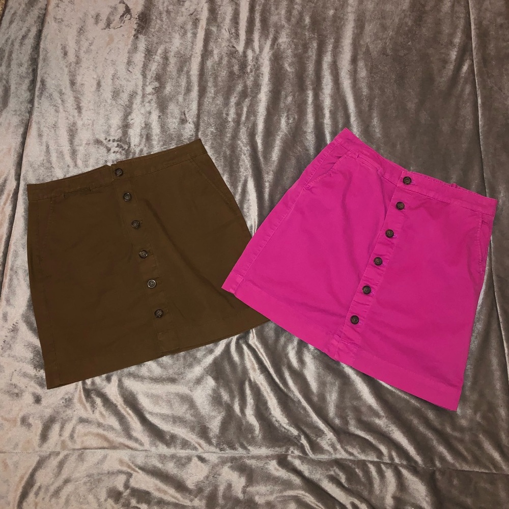 Gap Khaki Skirt Bundle 🌟